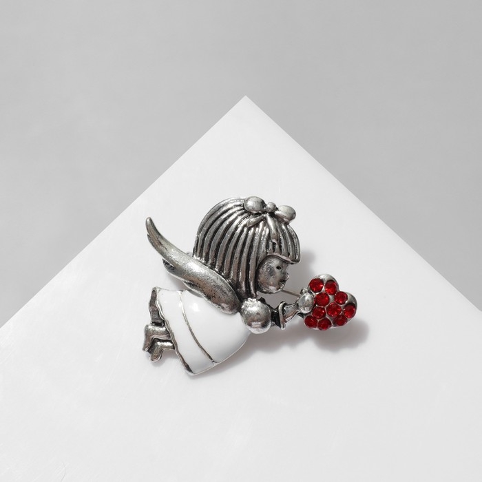 Брошь «Купидон» девочка, цвет красно-белый в чернёном серебре Брошь «Купидон» девочка, цвет красно-белый в чернёном серебре