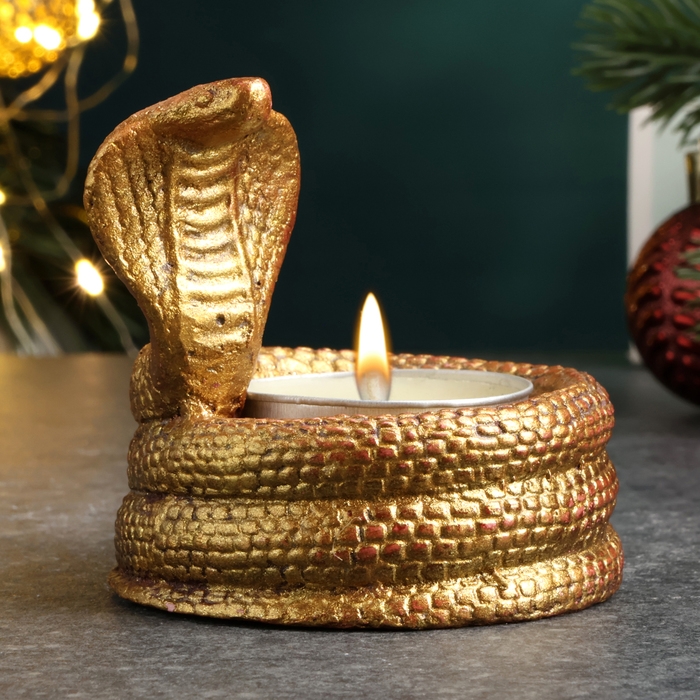 Новый год. Символ 2025. Подсвечник новогодний Новый год. Символ 2025. Подсвечник новогодний "Змея кобра" бордовый с позолотой, 8х5см