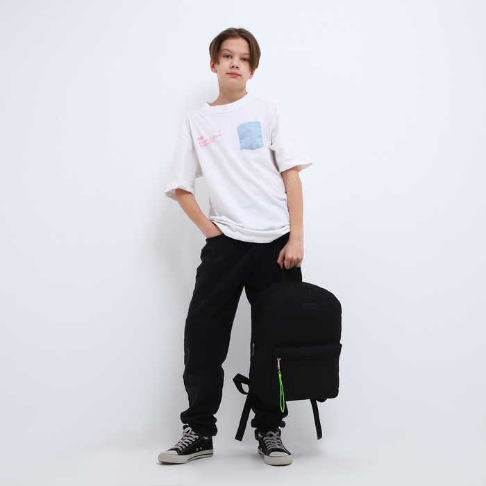 Рюкзак школьный текстильный со брелком стропой, 38х29х11 см, чёрный Рюкзак школьный текстильный со брелком стропой, 38х29х11 см, чёрный