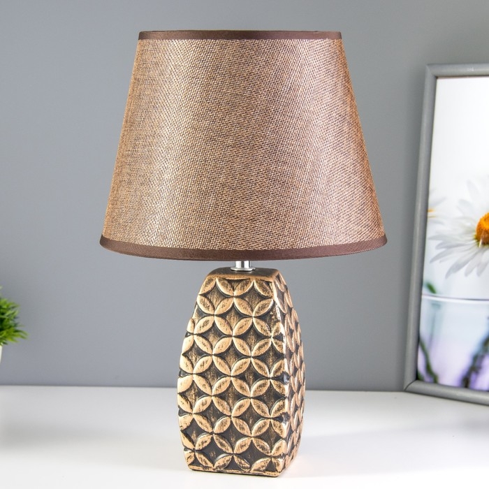 Лампа настольная 16445/1WT E14 40вт бронза 22х22х34 см RISALUX Лампа настольная 16445/1WT E14 40вт бронза 22х22х34 см RISALUX