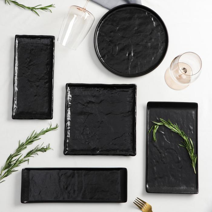 Блюдо фарфоровое для подачи Magistro Pietra lunare, 26,5×15×2 см, цвет чёрный Блюдо фарфоровое для подачи Magistro Pietra lunare, 26,5×15×2 см, цвет чёрный