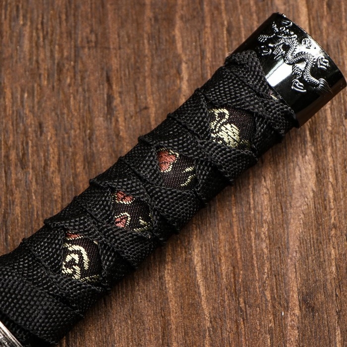 Сувенирное оружие «Катана», чёрные ножны с узорами в виде дракона, 47 см Сувенирное оружие «Катана», чёрные ножны с узорами в виде дракона, 47 см