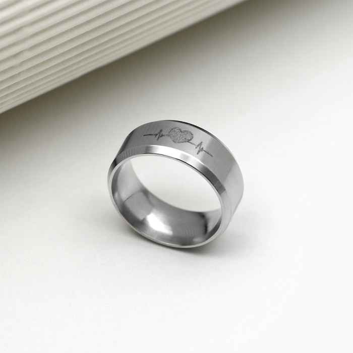 Кольцо и подвеска с проекцией «Love», 9 х 6 см Кольцо и подвеска с проекцией «Love», 9 х 6 см