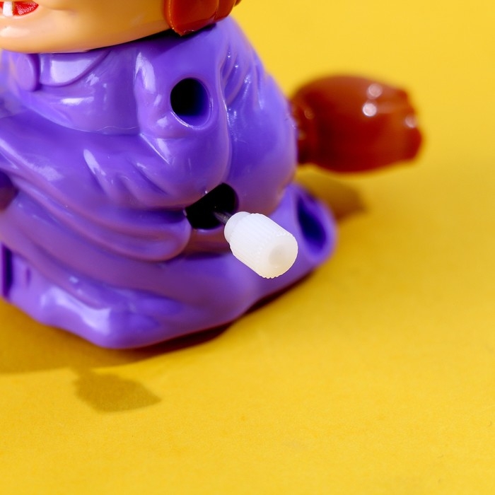 Игрушка заводная  Игрушка заводная "Ведьма"