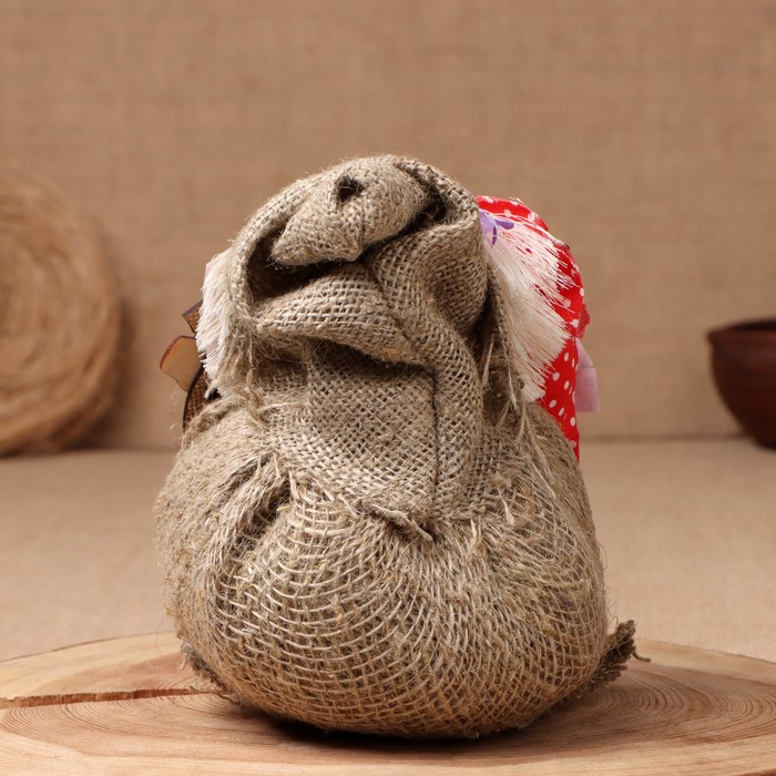 Оберег-домовой Оберег-домовой "Васек на мешковине, с красным мешком ", 26х21х21 см