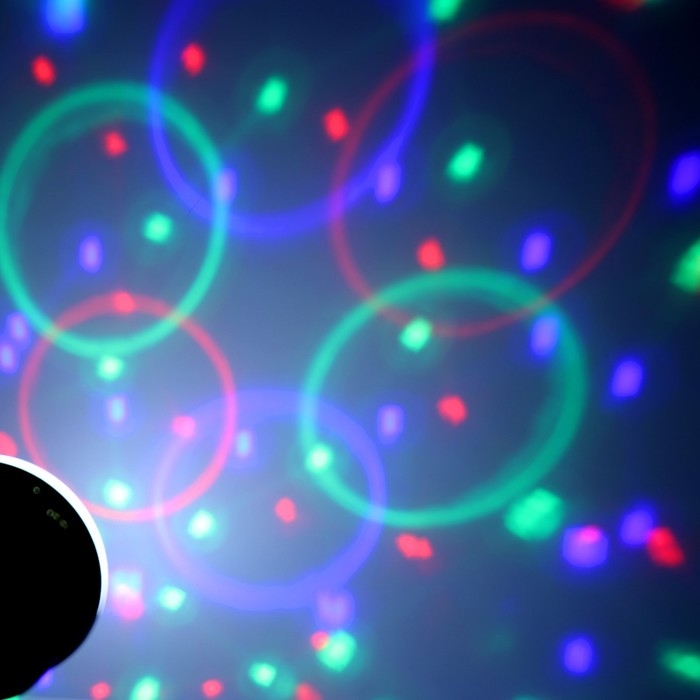 Садовый светильник на солнечной батарее «Дискошар», 13 × 6 × 13 см, 6 LED, пульт ДУ, свечение RGBW Садовый светильник на солнечной батарее «Дискошар», 13 × 6 × 13 см, 6 LED, пульт ДУ, свечение RGBW