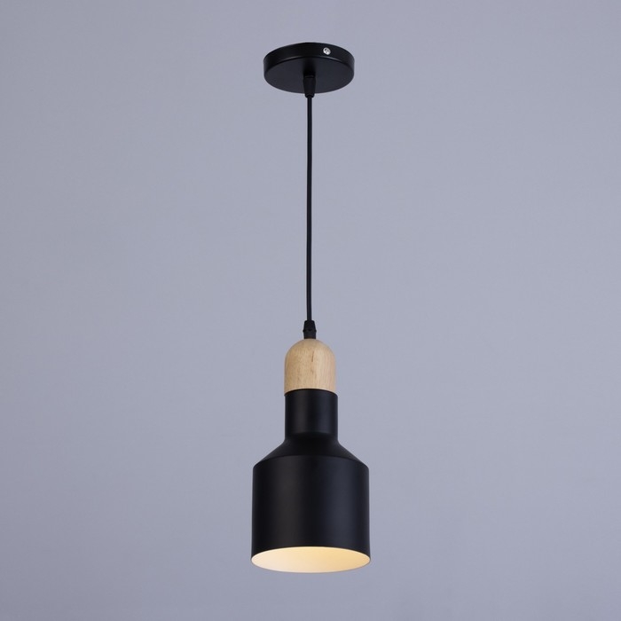 Светильник Светильник "Пума" 1хЕ27 40Вт черный 12х12х18-118 см