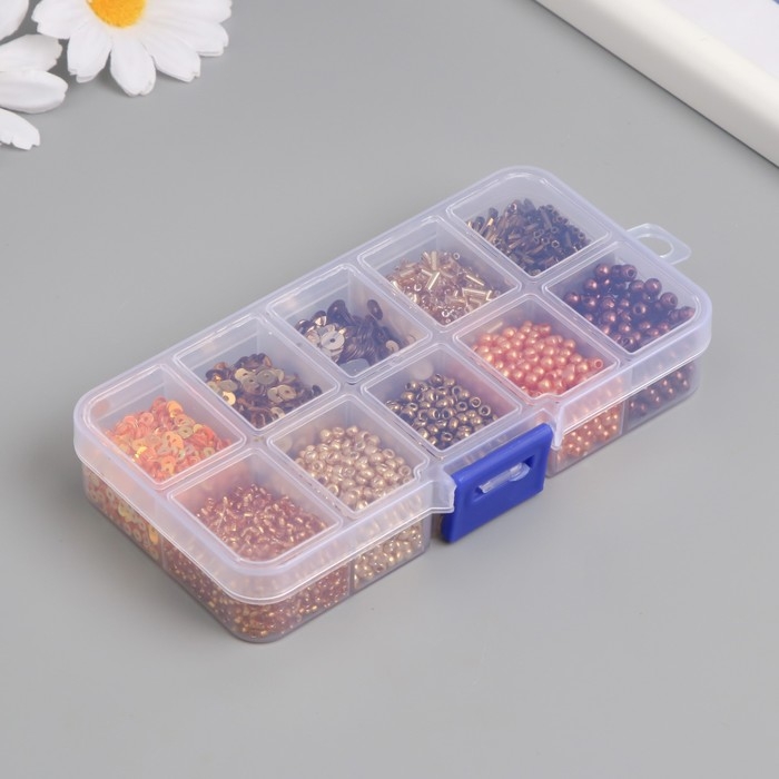 Бисер стекло 8/0, 12/0 в шкатулке  Бисер стекло 8/0, 12/0 в шкатулке "Золото" бусины, стеклярус и пайетки 13х6,5х2,3 см