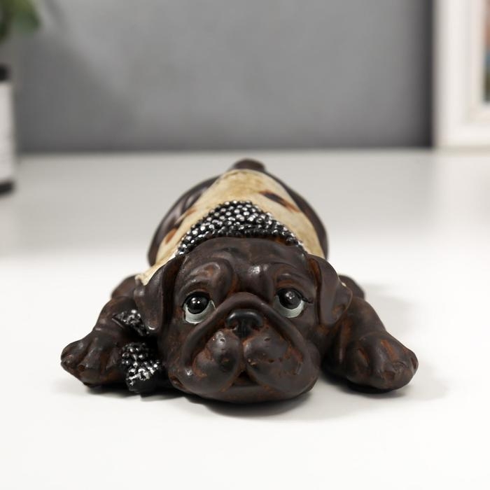 Сувенир полистоун Сувенир полистоун "Мопс в футболке с косынкой" под бронзу 5,5х18х11 см