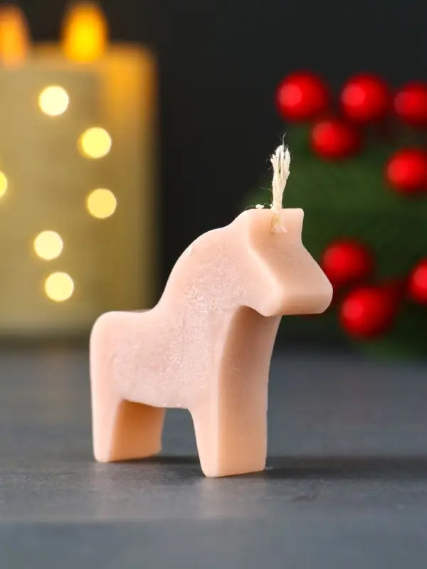 Свеча новогодняя "Лошадка мини" 55х50 мм, бежевый