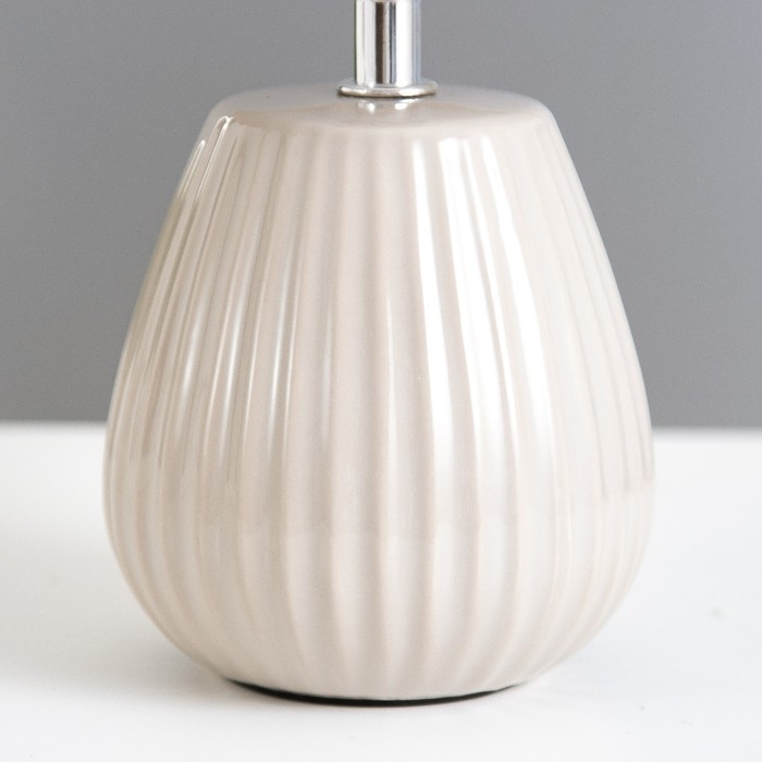 Настольная лампа Настольная лампа "Арнелла" Е14 40Вт бежевый 14х14х28 см RISALUX