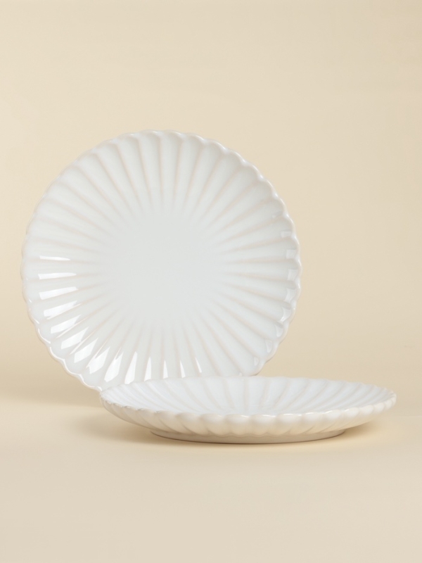 Набор десертных тарелок 2 шт SL Home Набор десертных тарелок 2 шт SL Home "Нимфея" 20х2,3 см, цвет теплый белый