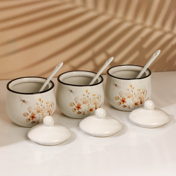 Банки керамические для специй на металлической подставке «Цветы», 200 мл, 3 шт Банки керамические для специй на металлической подставке «Цветы», 200 мл, 3 шт