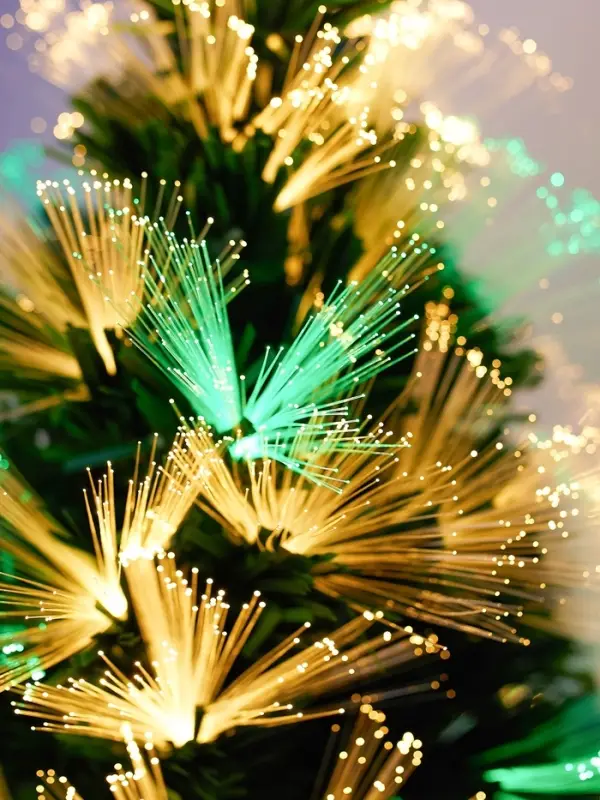 Ёлка светодиодная &laquo;Пучок&raquo; 60 см, диаметр нижнего яруса 37 см, 55 ПВХ веток