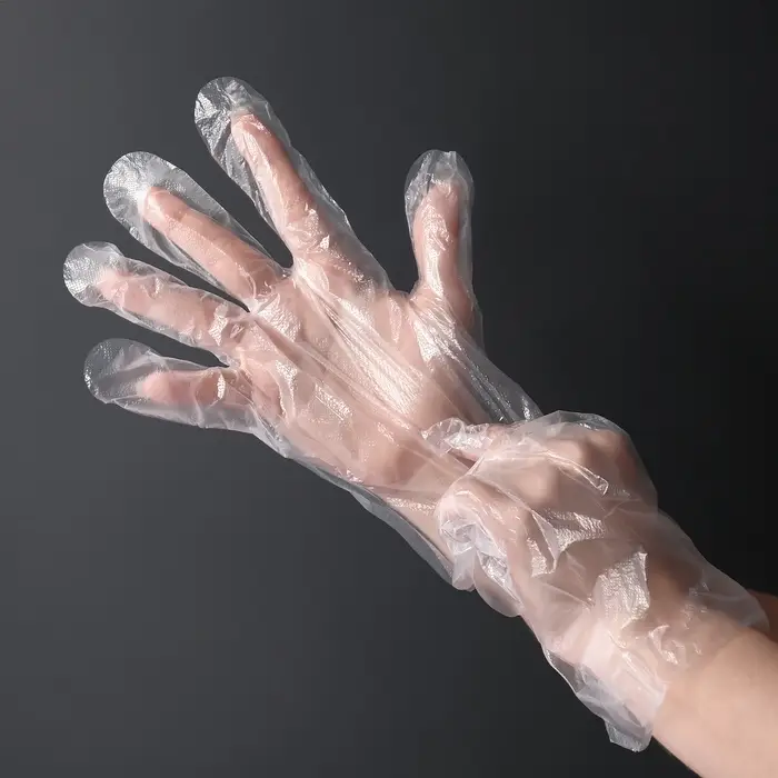 Перчатки одноразовые полиэтиленовые, PE, 0.4 г, размер перчатки 28×13.5 см, 100 шт./уп (50 пар) Перчатки одноразовые полиэтиленовые, PE, 0.4 г, размер перчатки 28×13.5 см, 100 шт./уп (50 пар)