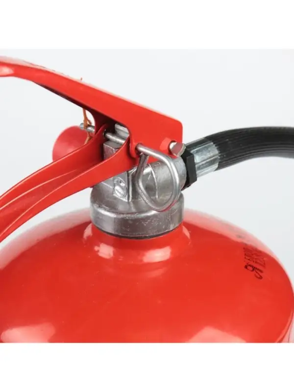 Огнетушитель порошковый &laquo;Ярпожинвест&raquo; ОП-4(3), ABCE-01(А)