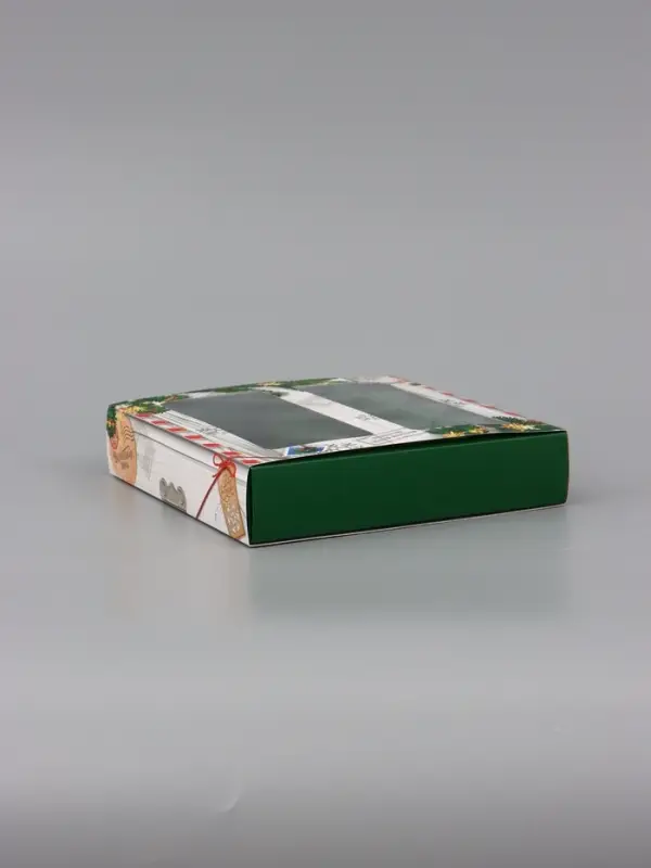 Коробка подарочная для 8 конфет и шоколад &laquo;Новогодняя почта&raquo;, 17.7&times;17.8&times;3.8 см
