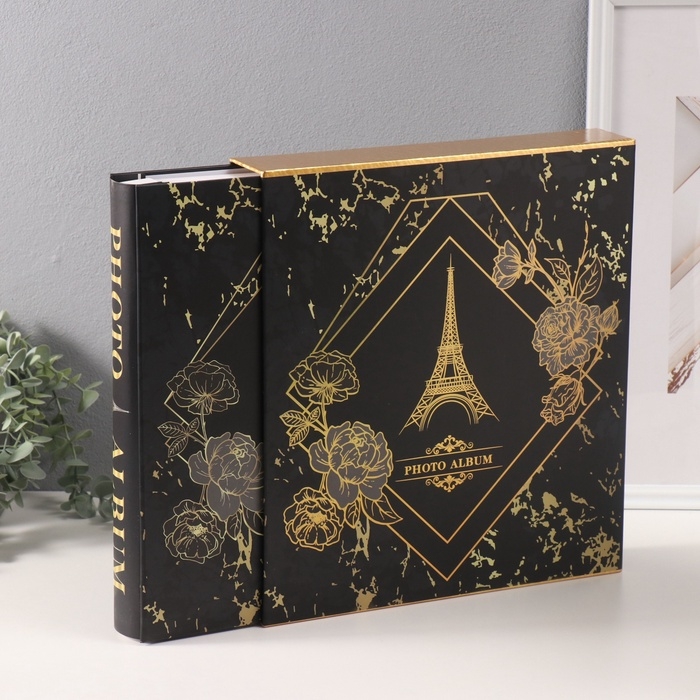 Фотоальбом на 800 фото 10х15 см Фотоальбом на 800 фото 10х15 см "Париж. Геометрия" коробке чёрн зол.обводка 5,5х30,5х33,5см