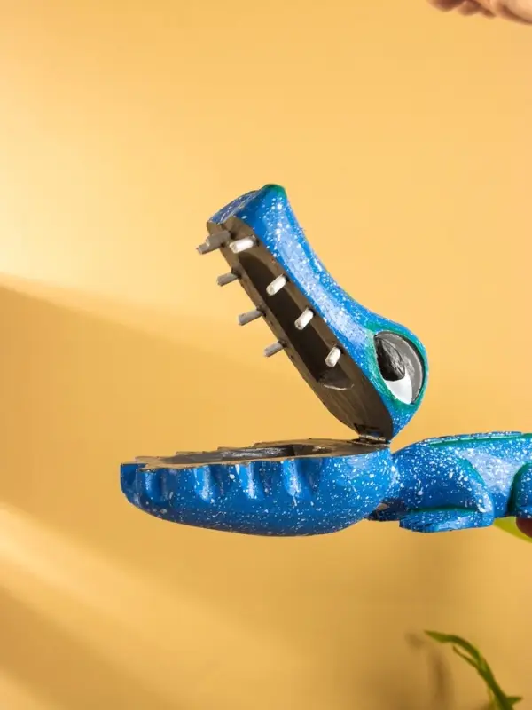 Шкатулка "Крокодильчик" 25х8х7 см, дерево, цв. синий