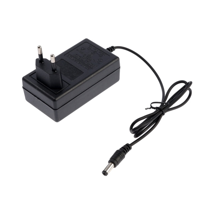 Кусторез аккумуляторный ТУНДРА, 21 В, 3 Ач, Li-ion, длина лезвия 500 мм, ширина 68 мм Кусторез аккумуляторный ТУНДРА, 21 В, 3 Ач, Li-ion, длина лезвия 500 мм, ширина 68 мм