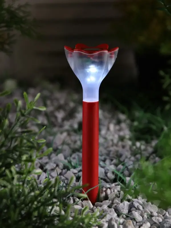 Садовый светильник &laquo;Цветок красный&raquo;, уличный, на солнечной батарее, 6&times;29&times;6 см, 1 LED, свечение белое