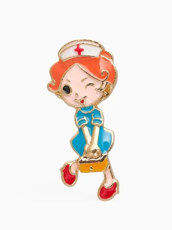 Брошь &laquo;Медсестричка&raquo;, цветная в золоте