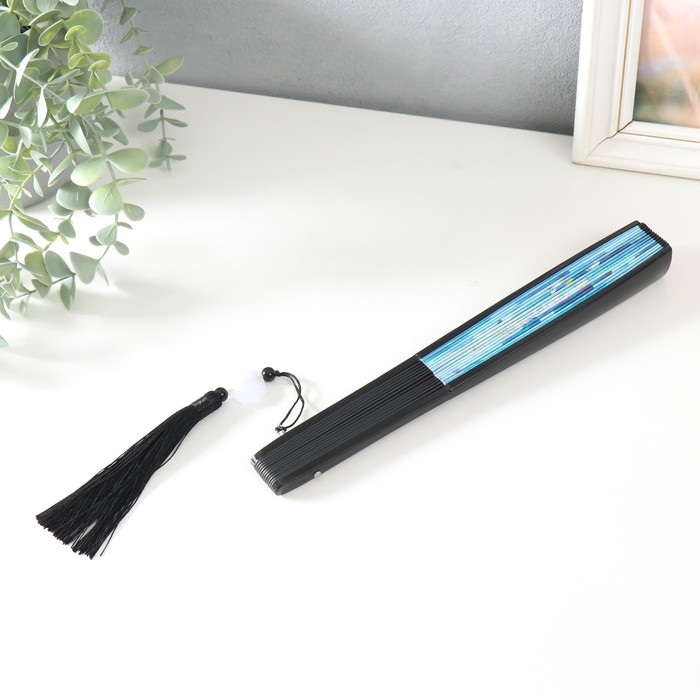 Веер пластик, текстиль h=27 см  Веер пластик, текстиль h=27 см "Феникс полёт в горах" с кисточкой