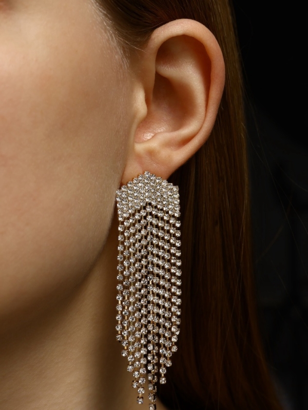 Серьги висячие со стразами «Водопад» мягкий ромб, цвет белый в серебре Серьги висячие со стразами «Водопад» мягкий ромб, цвет белый в серебре