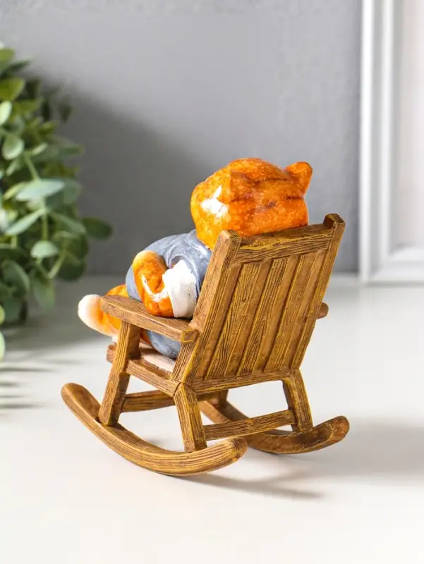 Сувенир полистоун лак "Пухлый кот в жилете, на кресле-качалке" 12х7,7х13,5 см