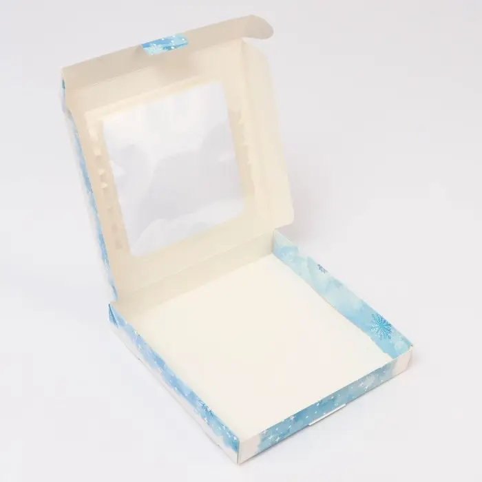 Подарочная коробка сборная с окном «Метель», 19×19×3 см Подарочная коробка сборная с окном «Метель», 19×19×3 см