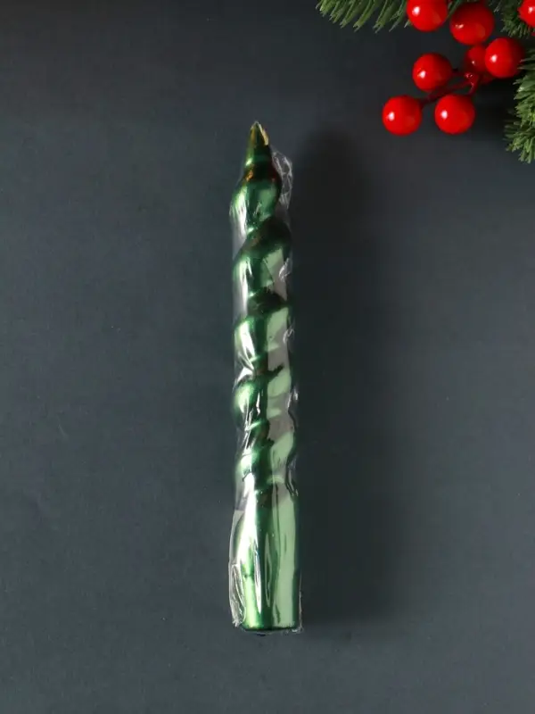 Свеча витая Свеча витая "LUXURY" 25*180 мм, лакированная, зеленая