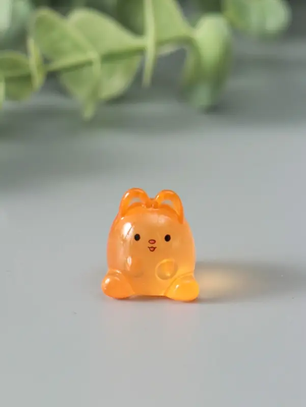 Сувенир эпоксидная смола флюоресцентный Сувенир эпоксидная смола флюоресцентный "Зайчики" набор 6 шт 1,7х1,8х2 см