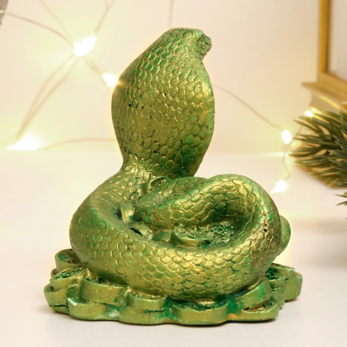 Новый год. Символ 2025. Фигура Новый год. Символ 2025. Фигура "Змея с сундуком" зеленый с золотым, 6х6х5см