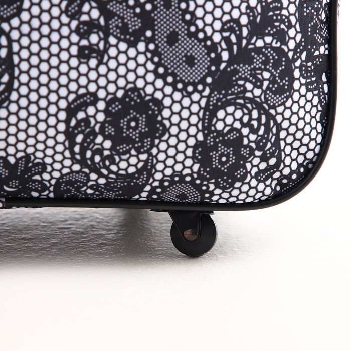 Сумка дорожная на колёсах, отдел на молнии, 3 наружных кармана, длинный ремень, цвет чёрный/белый Сумка дорожная на колёсах, отдел на молнии, 3 наружных кармана, длинный ремень, цвет чёрный/белый