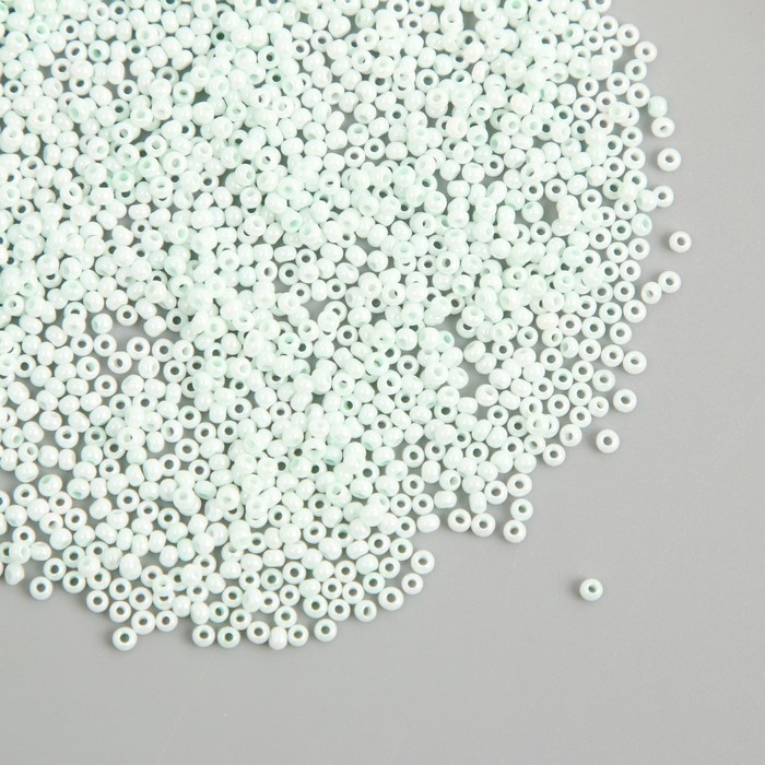 Бисер стекло 12/0  Бисер стекло 12/0 "Холодный голубой" ровный №673 450 гр