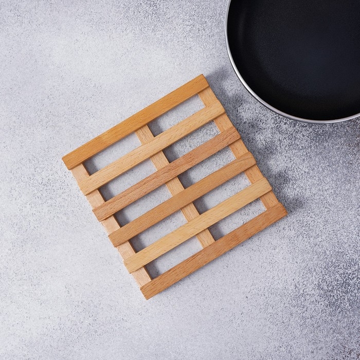 Подставка под горячее, решётка, массив бук, 18×18×2 см Подставка под горячее, решётка, массив бук, 18×18×2 см
