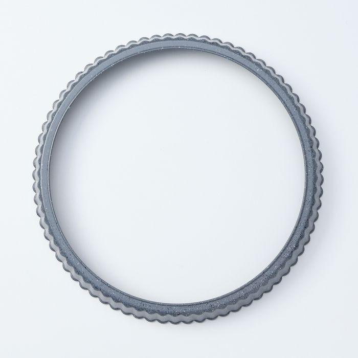 Форма для выпечки Доляна, d=28 см, съёмное дно, антипригарное покрытие, цвет серый Форма для выпечки Доляна, d=28 см, съёмное дно, антипригарное покрытие, цвет серый