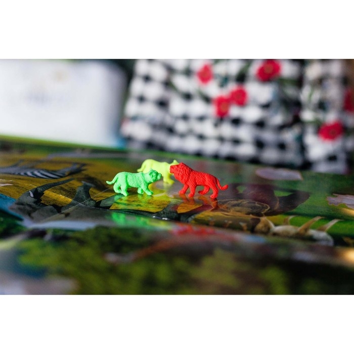 Активити-книга с наклейками и растущими игрушками «Животные планеты», 12 стр. Активити-книга с наклейками и растущими игрушками «Животные планеты», 12 стр.