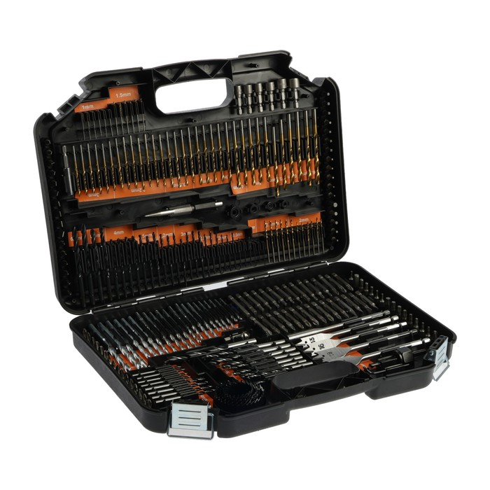 Набор универсальный ТУНДРА, сверла по дереву, металлу, бетону, биты, кернер 246 предметов Набор универсальный ТУНДРА, сверла по дереву, металлу, бетону, биты, кернер 246 предметов