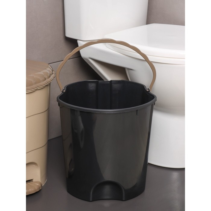 Ведро для мусора, 18 л, с педалью, цвет латте-капучино Ведро для мусора, 18 л, с педалью, цвет латте-капучино