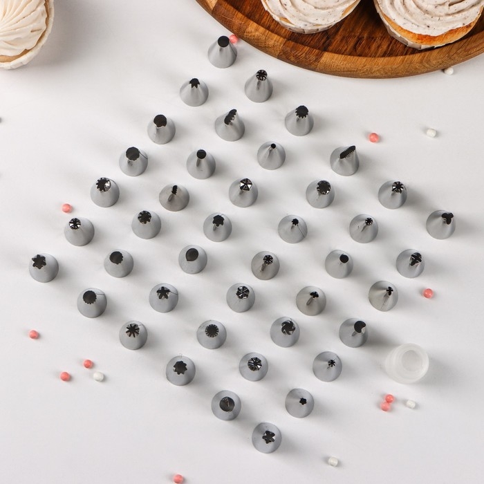 Набор насадок кондитерских, 42 шт, d=1,7 см, адаптер, в кейсе, насадки МИКС Набор насадок кондитерских, 42 шт, d=1,7 см, адаптер, в кейсе, насадки МИКС