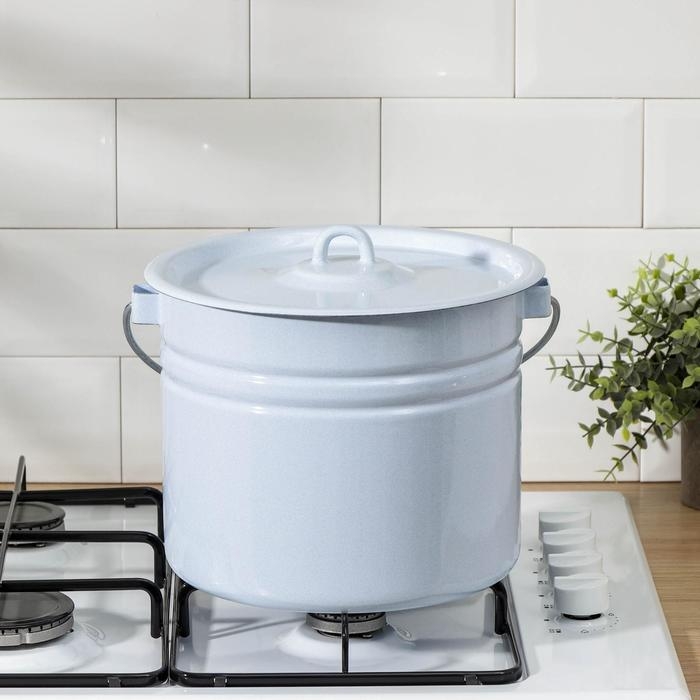 Ведро эмалированное цельнотянутое, 9 л, с крышкой, цвет светло-голубой Ведро эмалированное цельнотянутое, 9 л, с крышкой, цвет светло-голубой