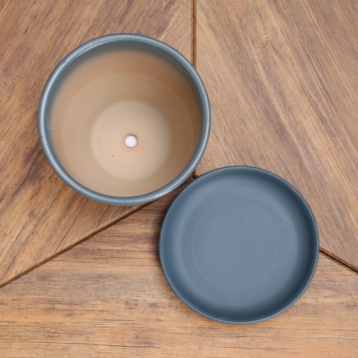 Горшок цветочный темно-серый, 1 л Горшок цветочный темно-серый, 1 л