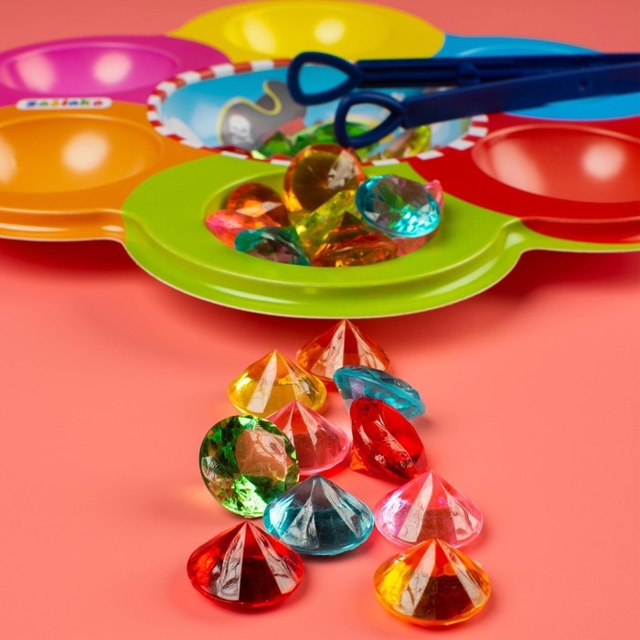 Сортер «Сокровища пиратов», по методике Монтессори, 6 цветов, с пинцетом, 3+ Сортер «Сокровища пиратов», по методике Монтессори, 6 цветов, с пинцетом, 3+