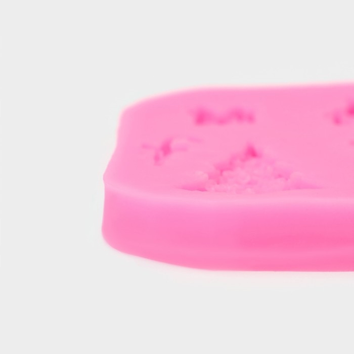 Молд новогодний «Новогодняя суета», силикон, 8×1,1 см, цвет розовый Молд новогодний «Новогодняя суета», силикон, 8×1,1 см, цвет розовый