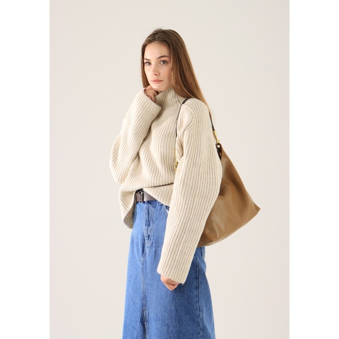 Сумка-хобо, отдел на молнии, цвет светло-коричневый