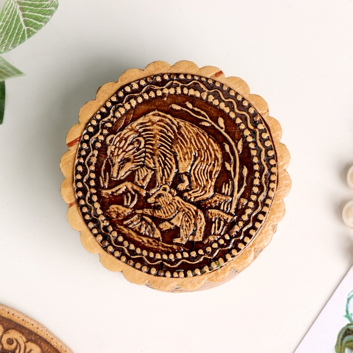 Шкатулка  Шкатулка "Медведи", 50 х 35 мм, береста