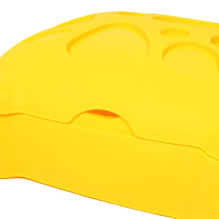 Песочница детская пластиковая, с крышкой, 116 × 83 × 30 см, «Коровка» Песочница детская пластиковая, с крышкой, 116 × 83 × 30 см, «Коровка»