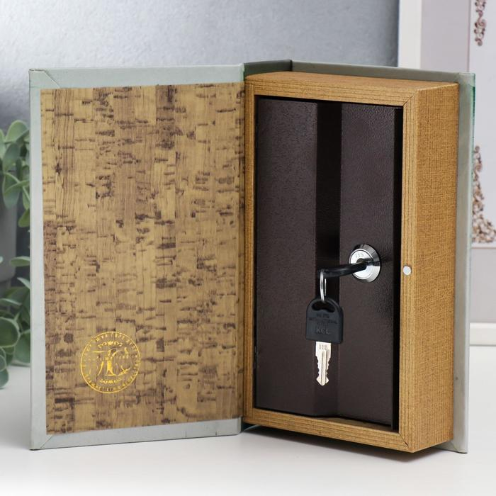 Сейф-книга дерево кожзам Сейф-книга дерево кожзам "Корабль. Чудо. Девид Нельсон" 21х13х5 см