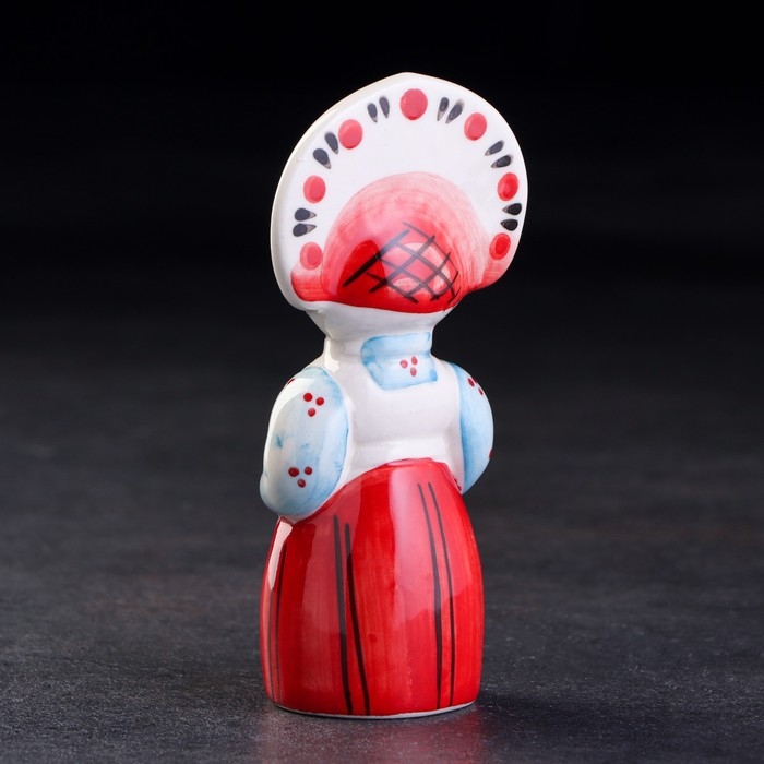 Статуэтка фарфоровая Статуэтка фарфоровая "Кошка в кокошнике", 12 см